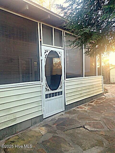 100484378 | Photo 42