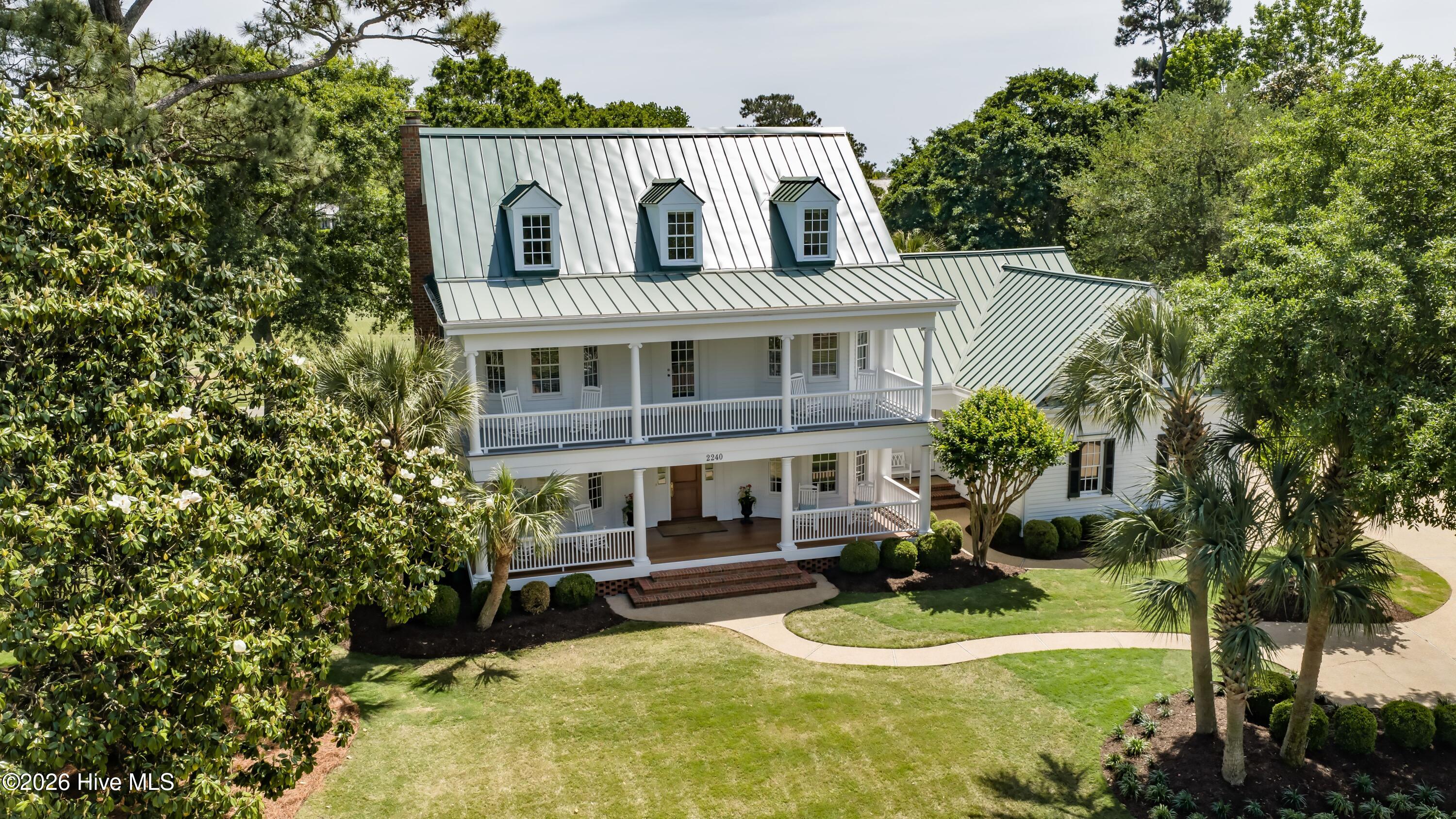 100569370 | Photo 60