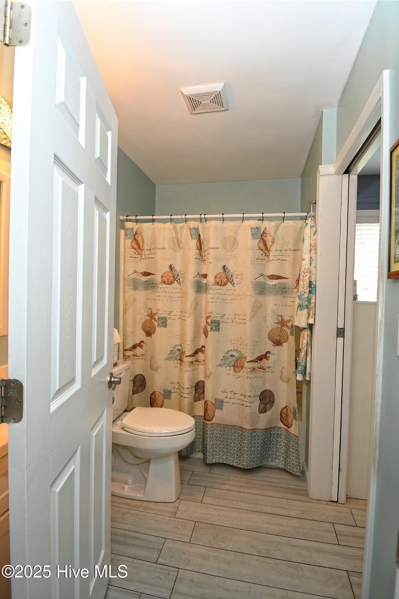 86 Cedar Tree Lane SW, Calabash, NC 28467 – photo 20: Guest Bath