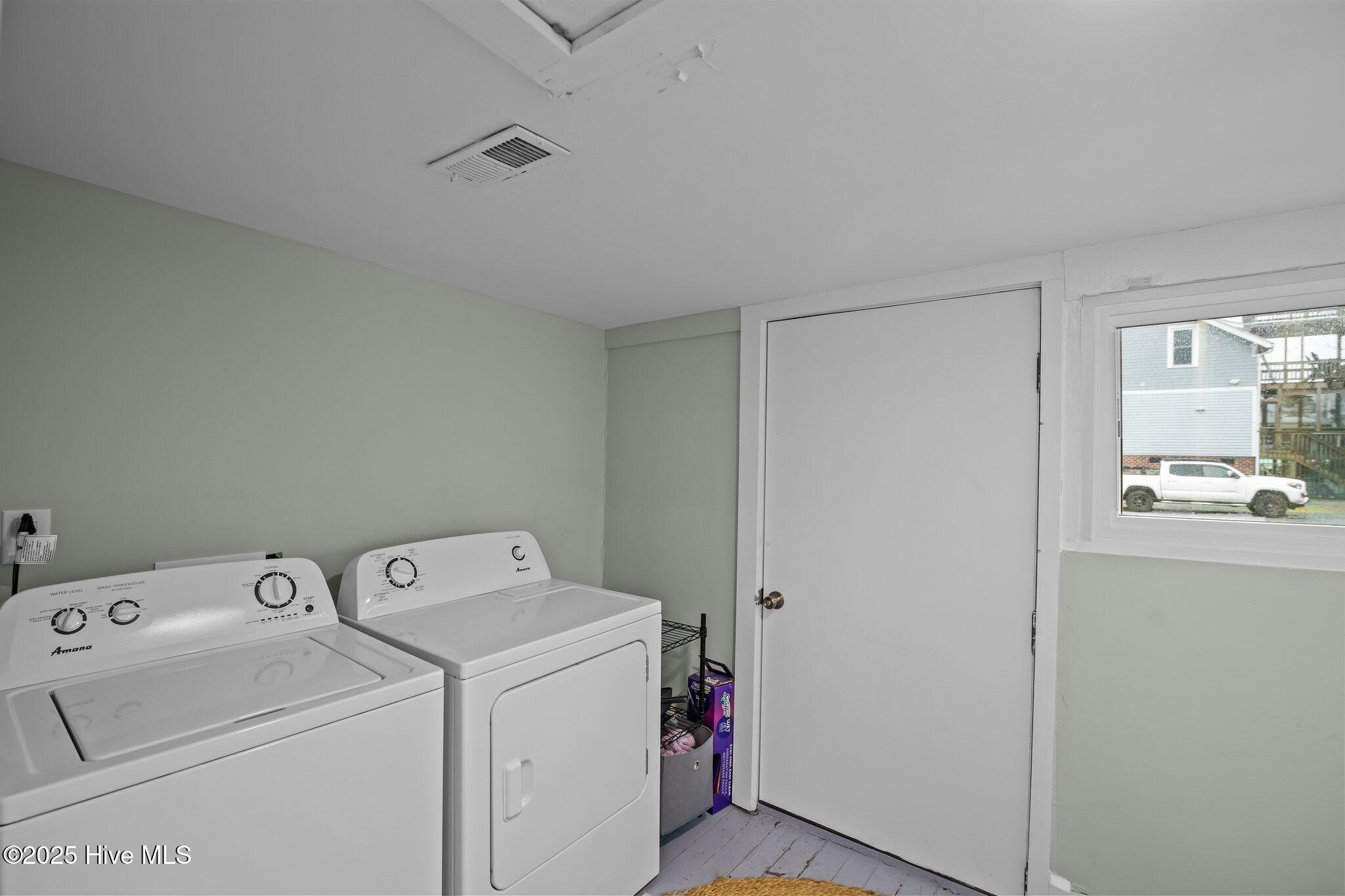 503 Hodges Street,Oriental