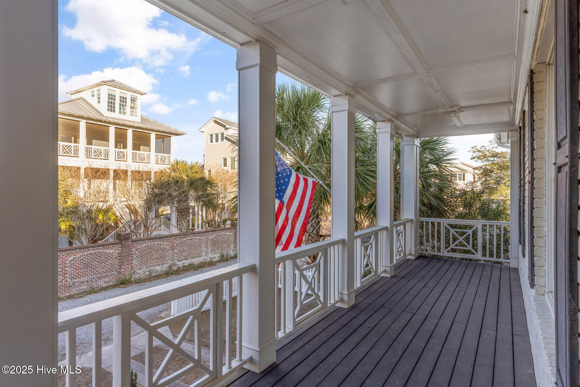 100521291 | Photo 12