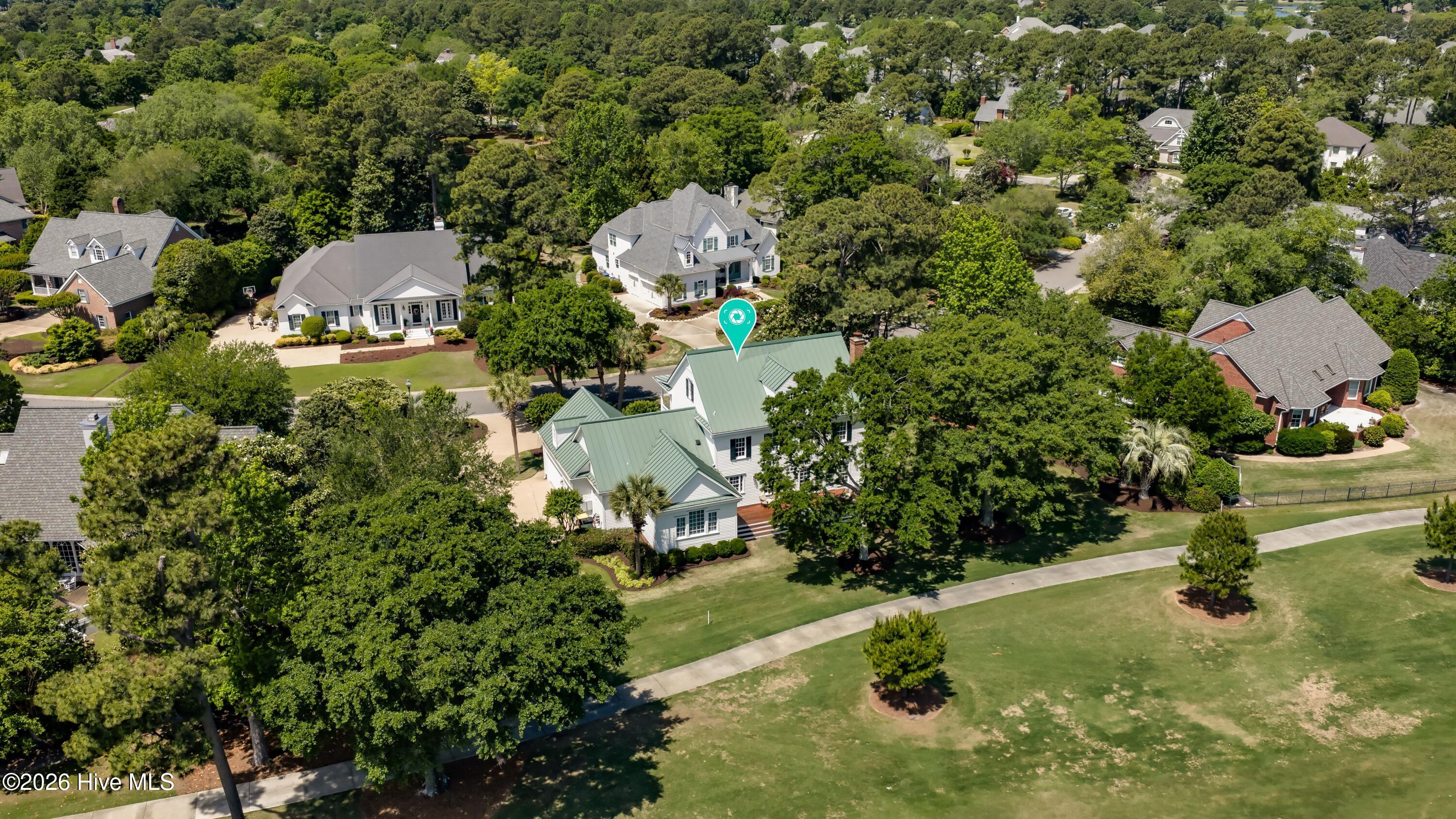 100569370 | Photo 69