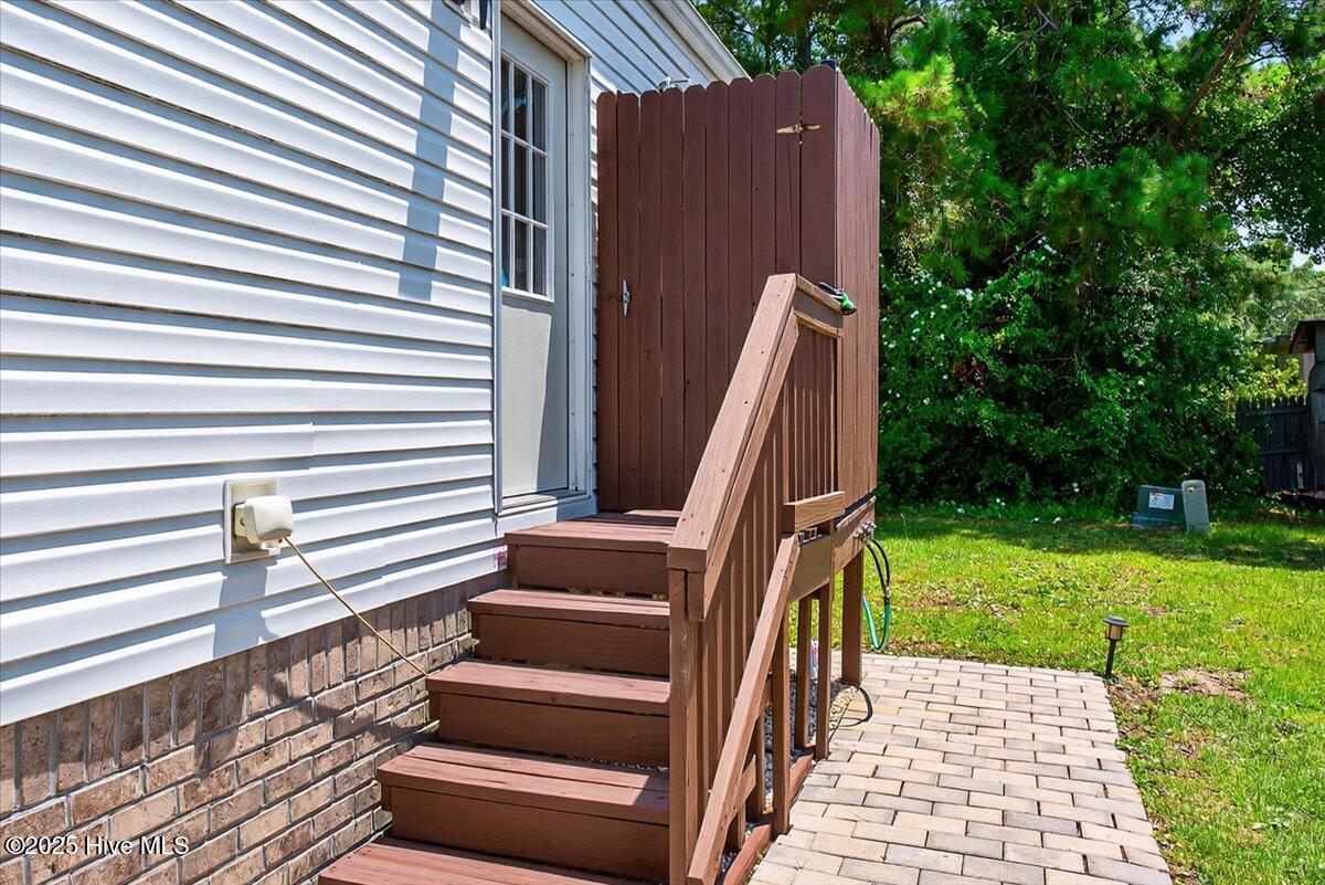 100517576 | Photo 30