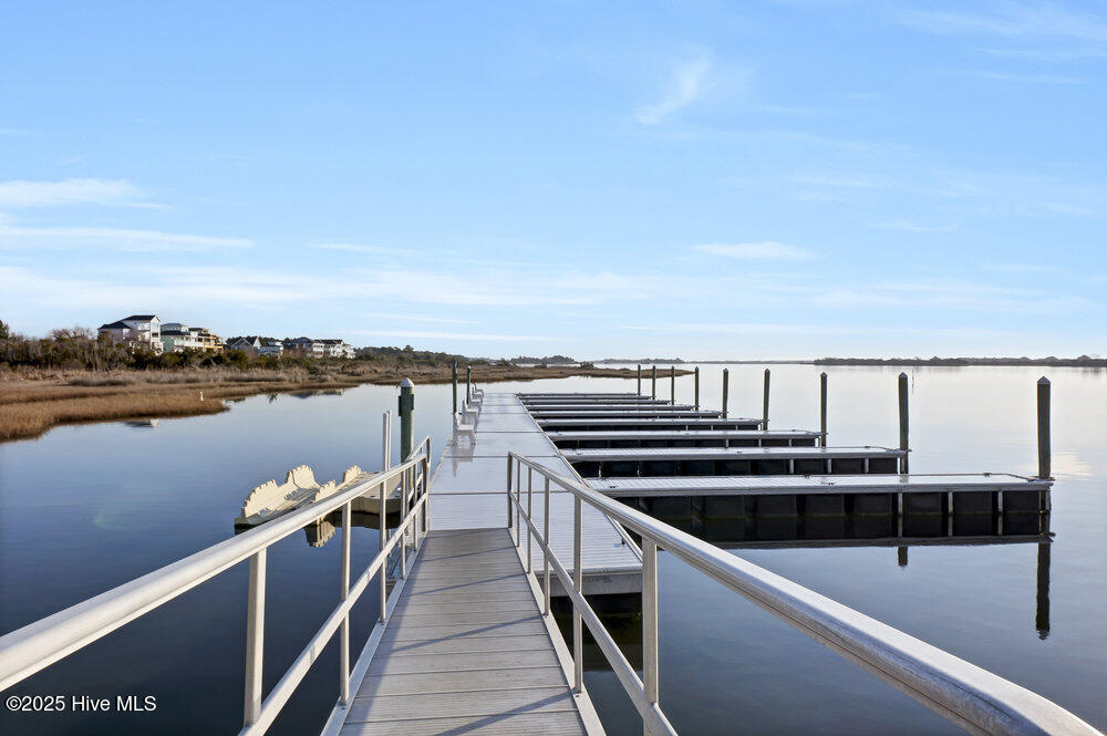 100543264 | Photo 79