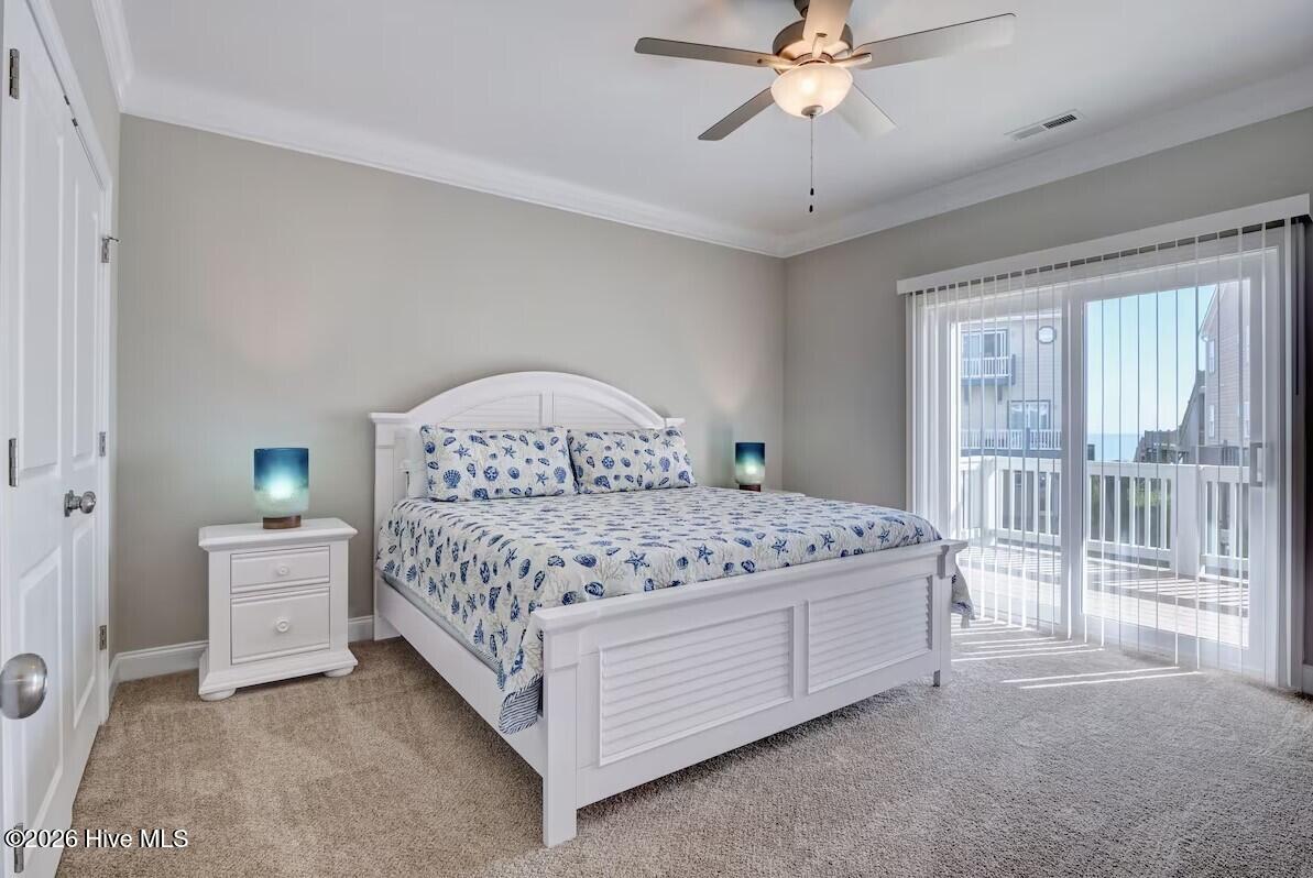 100564826 | Photo 26