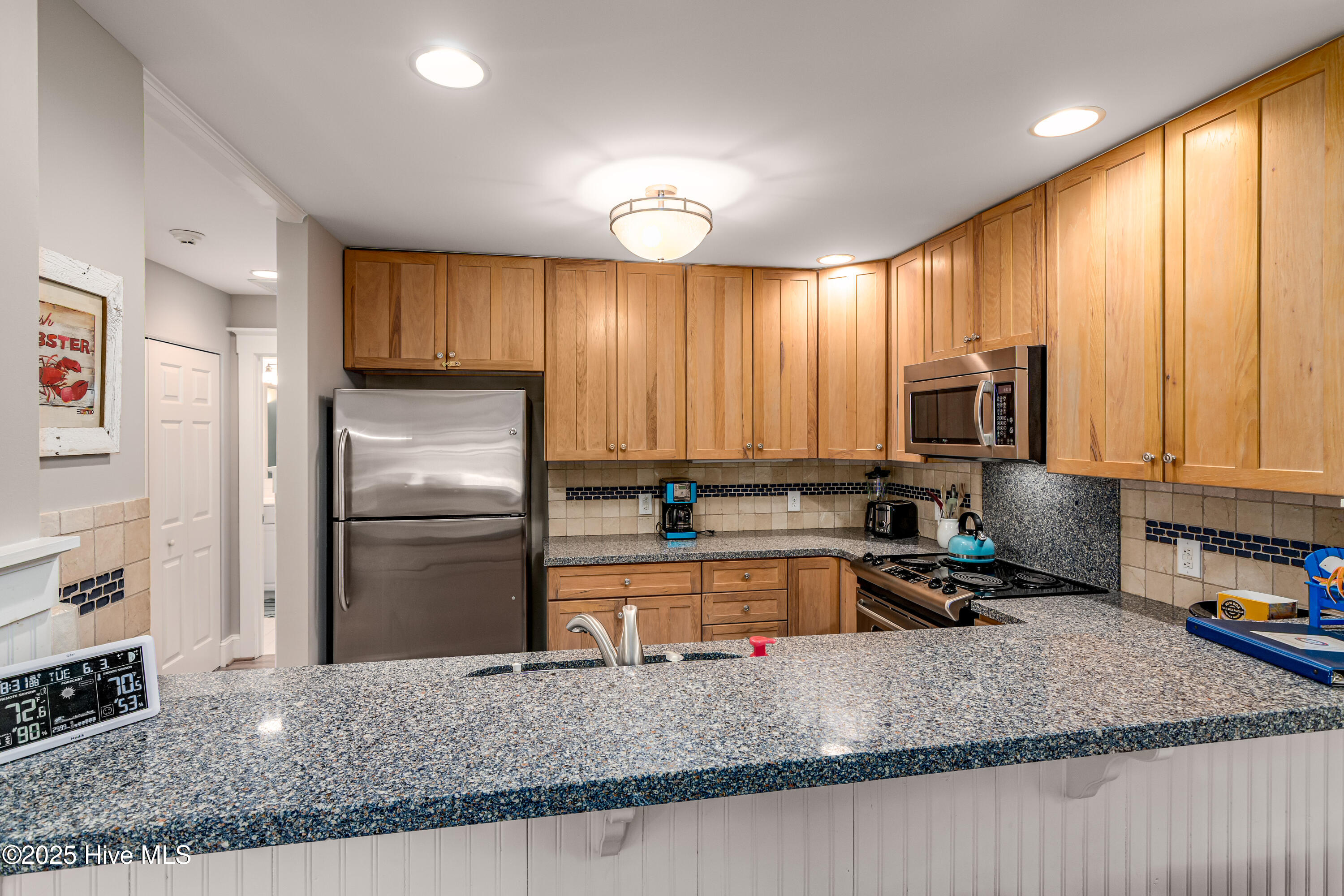 100510045 | Photo 19