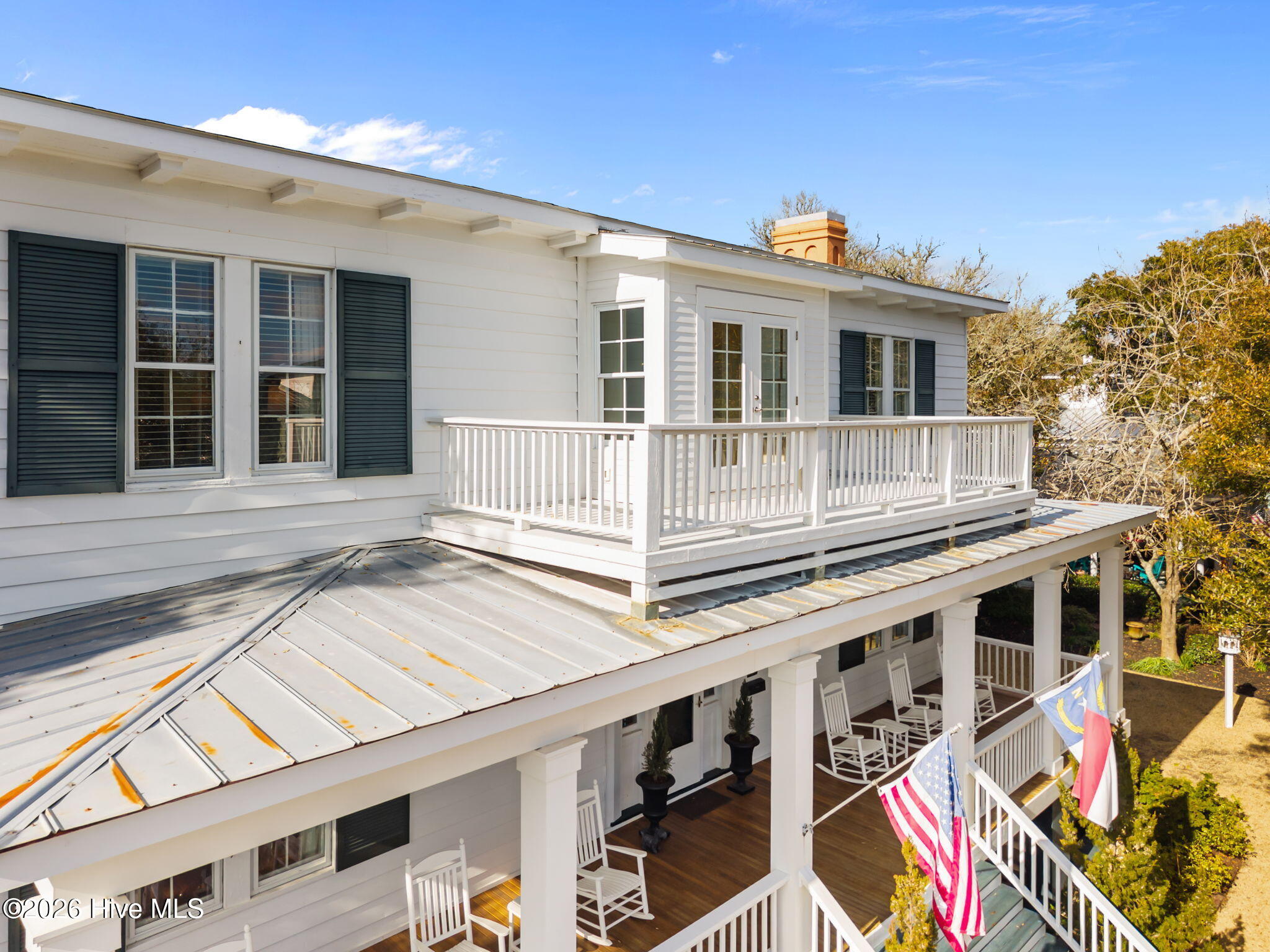 100562122 | Photo 41