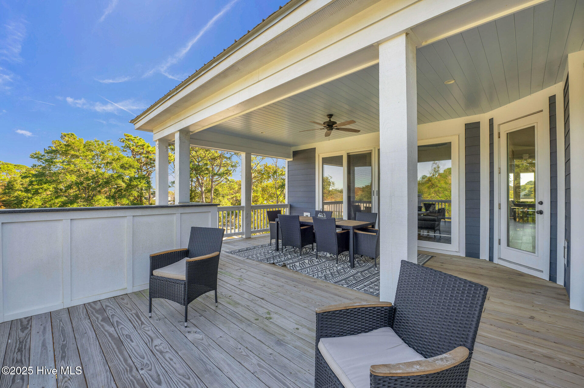 100539470 | Photo 34