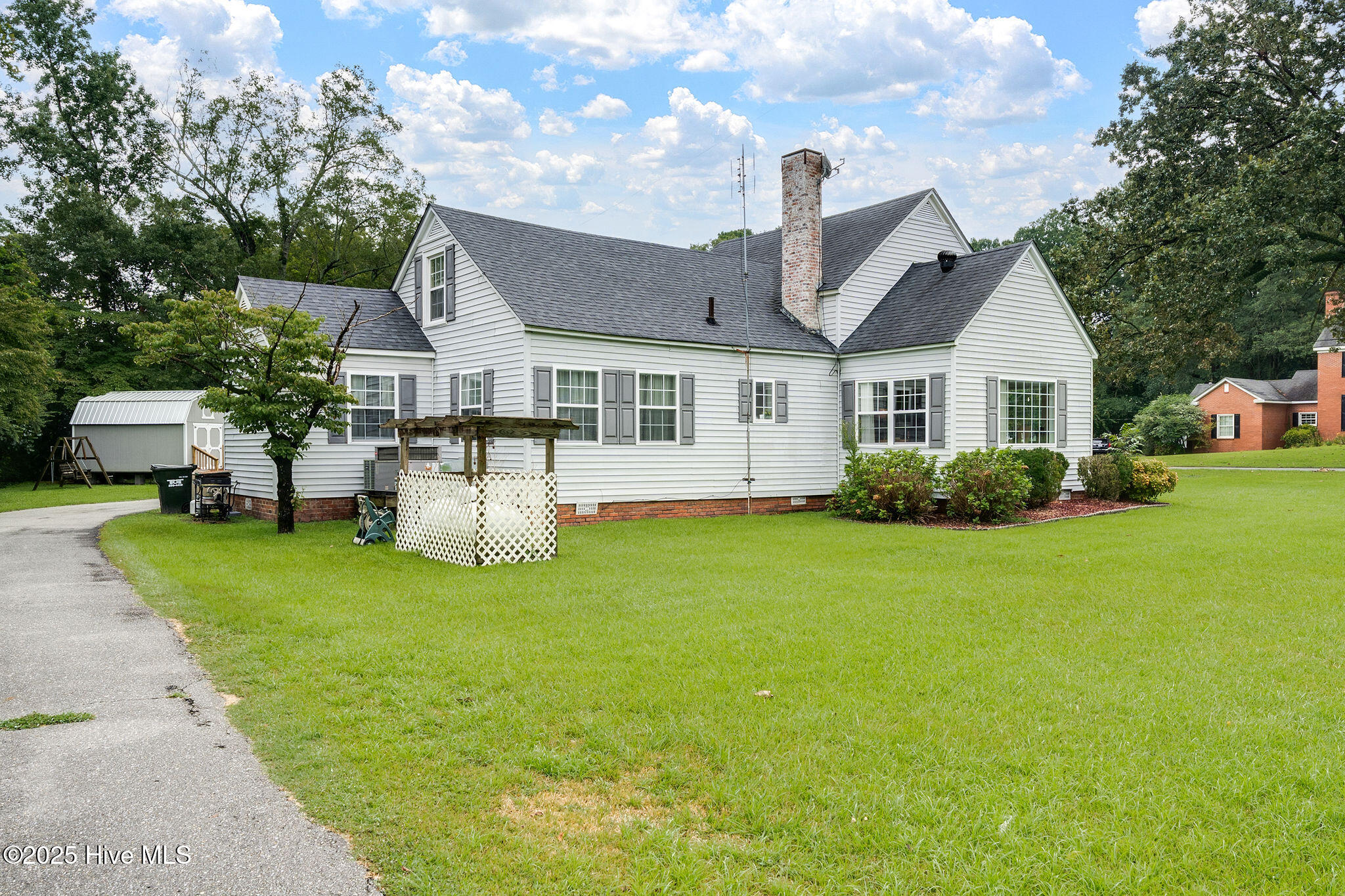 403 E Hill Street, Warsaw, NC, 28398