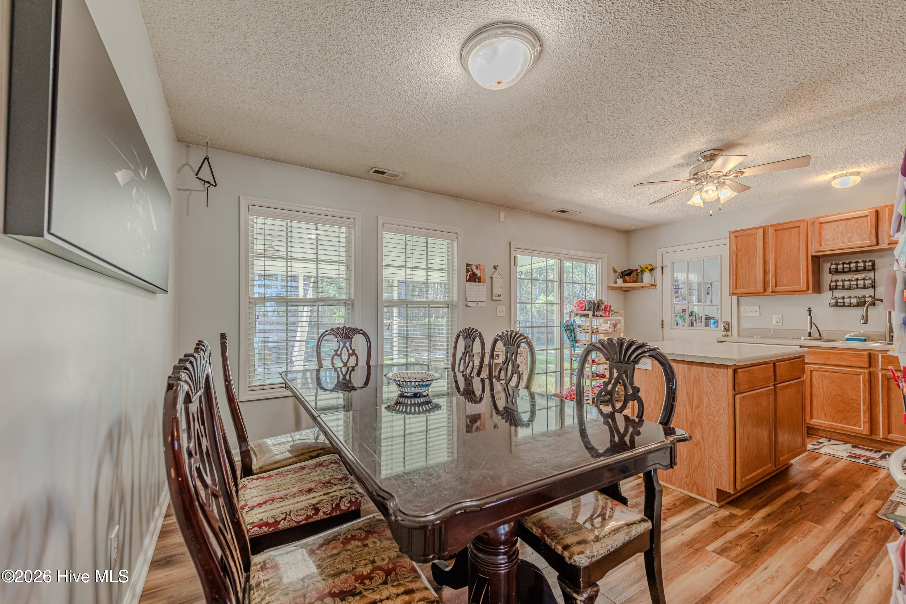 101 Barrington Court,Maple Hill