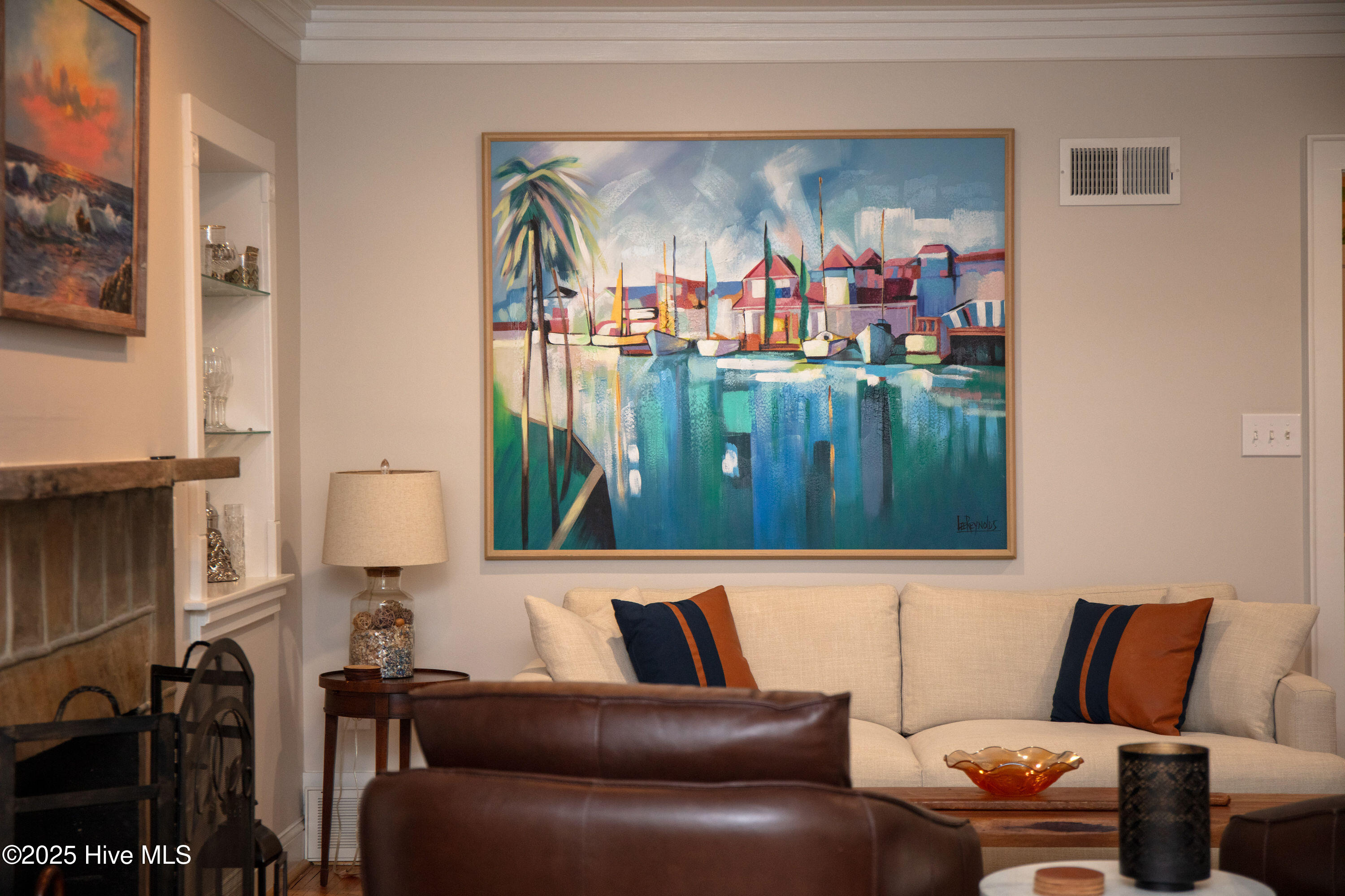 100541025 | Photo 28