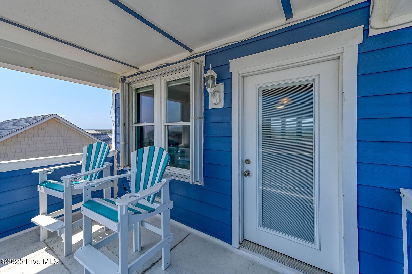 100496177 | Photo 47