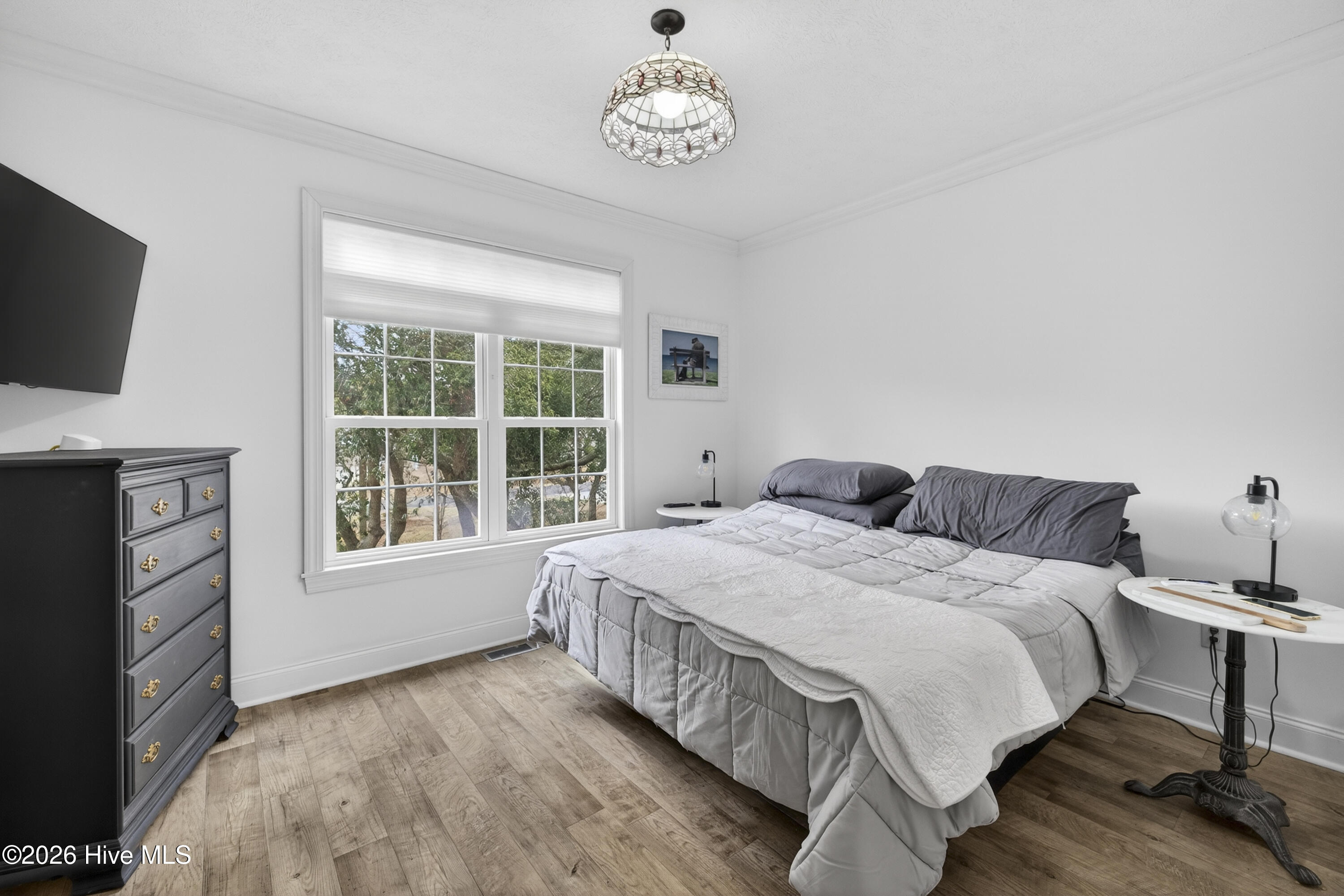 100557060 | Photo 25