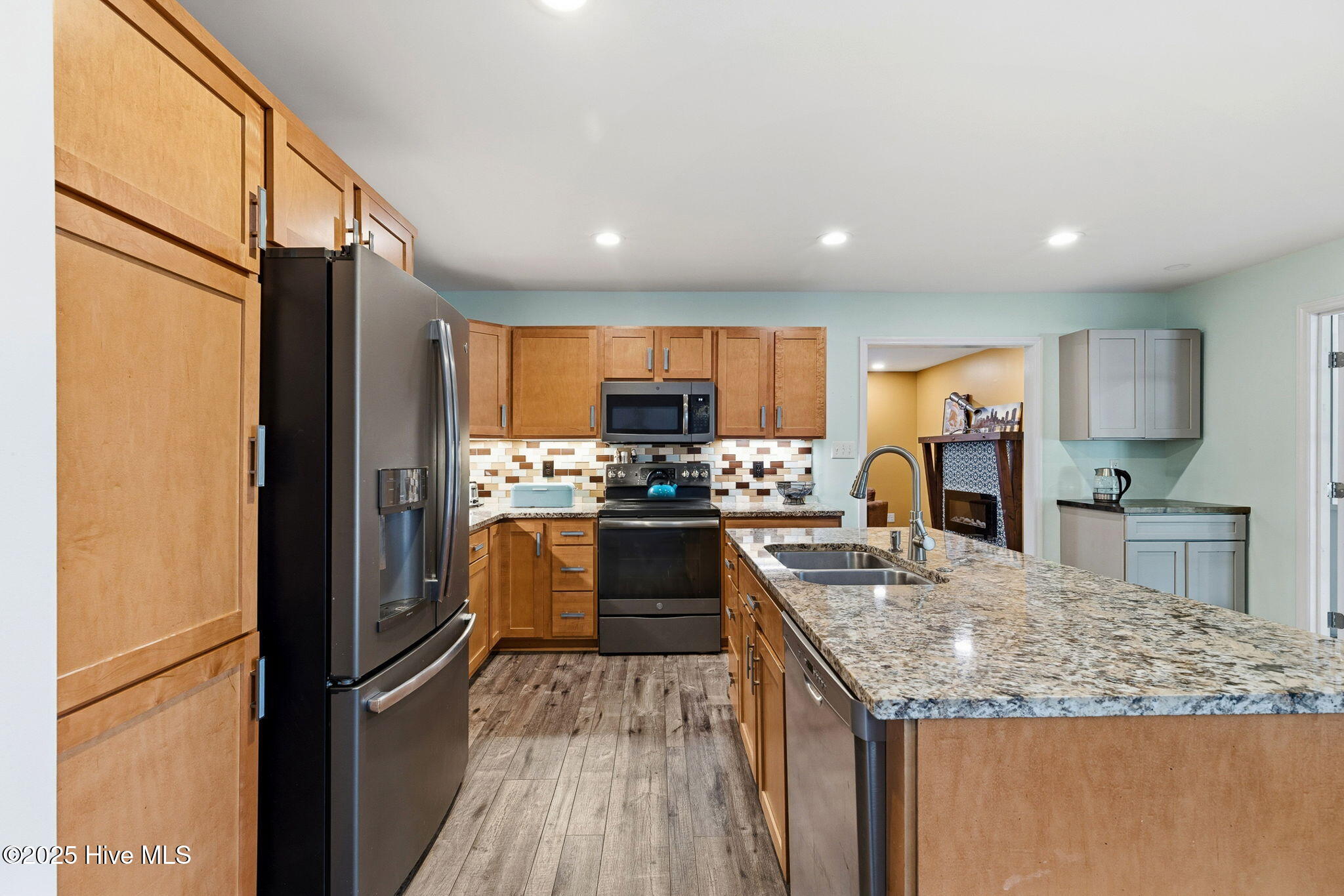 100545269 | Photo 20