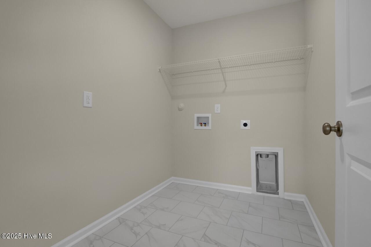 100543344 | Photo 29