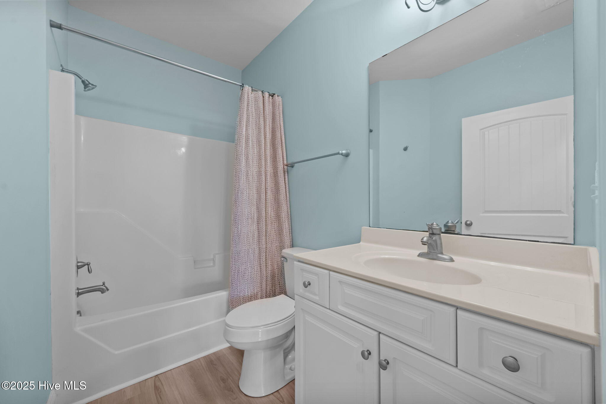 100506684 | Photo 27