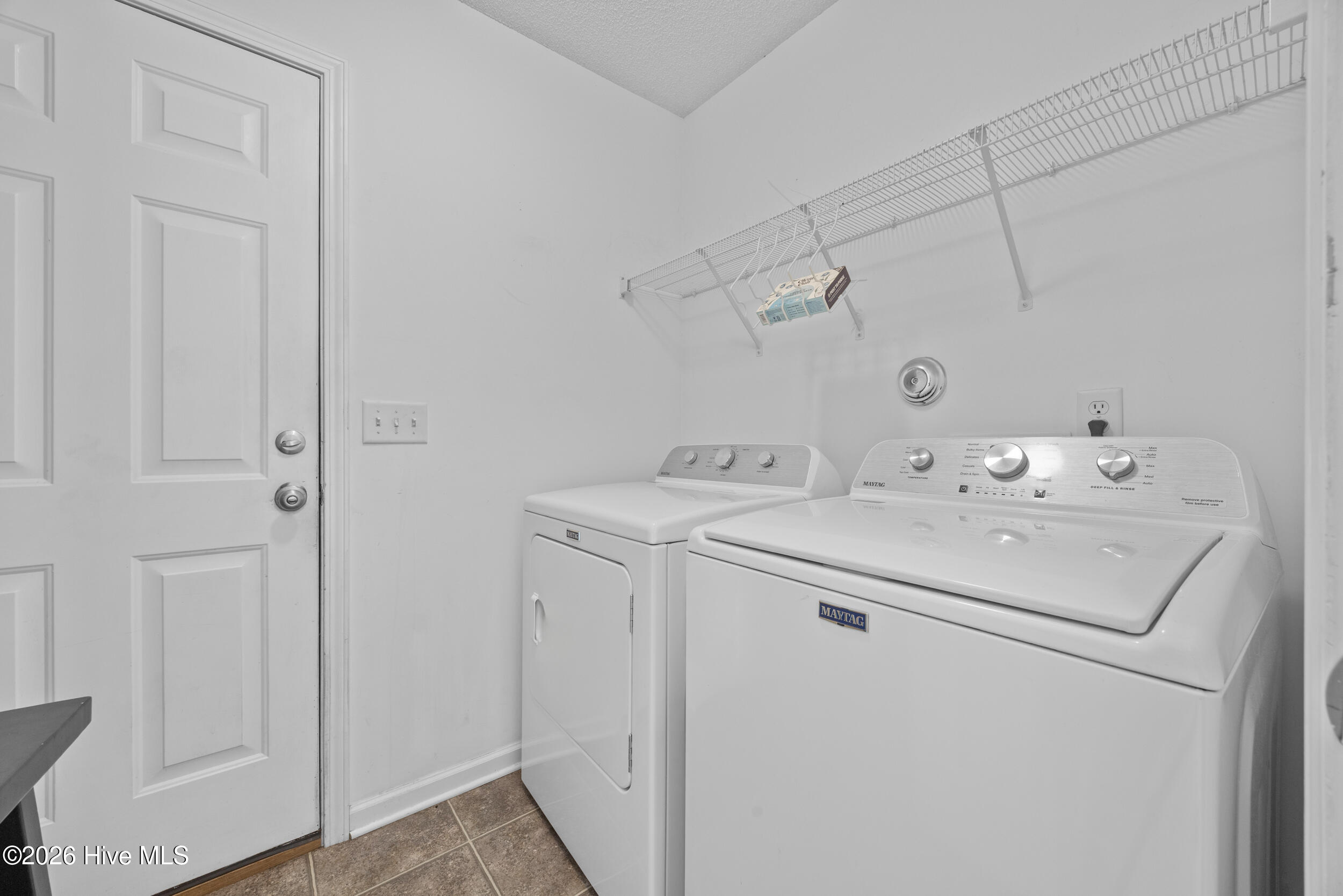 100559991 | Photo 10