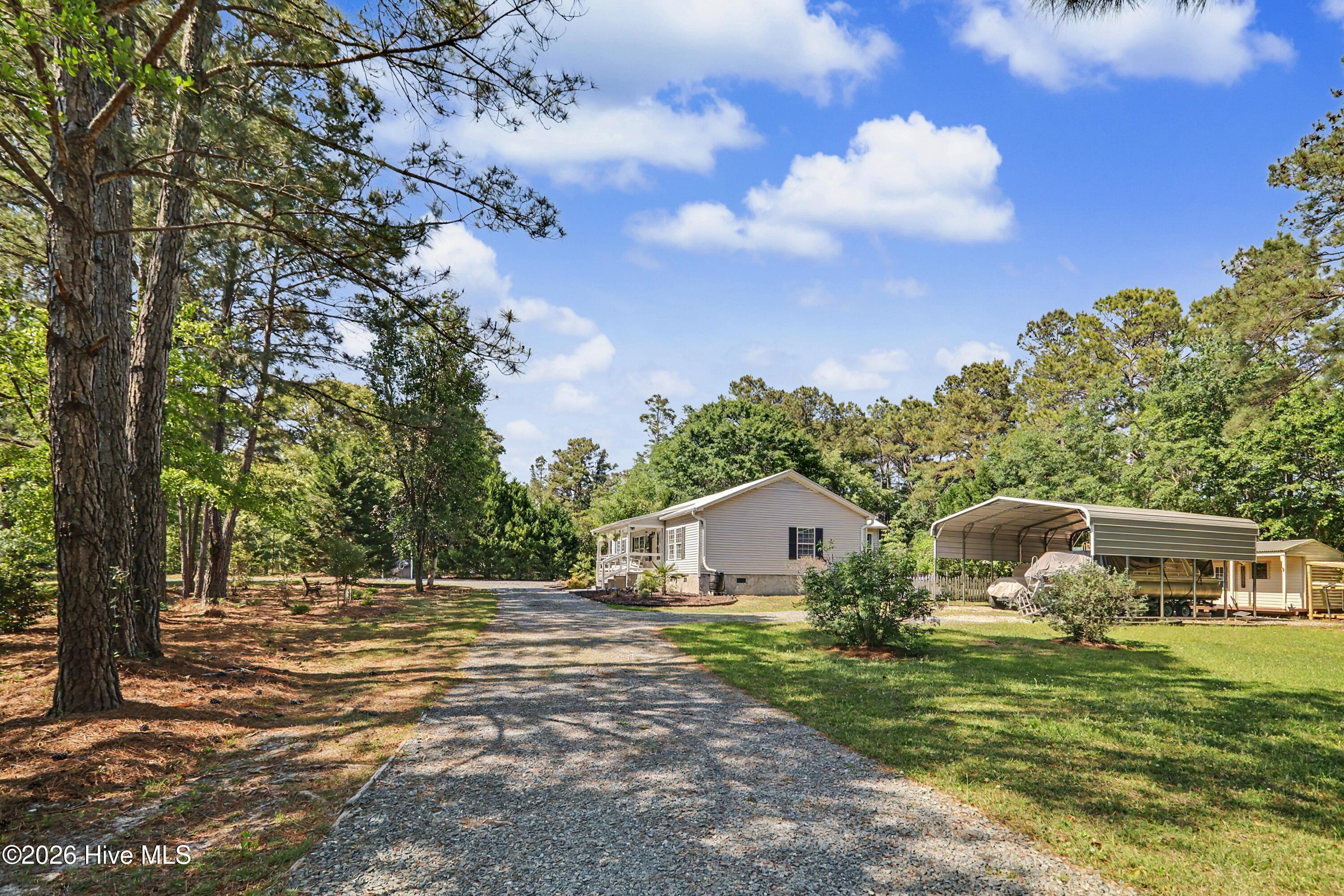 100570246 | Photo 37