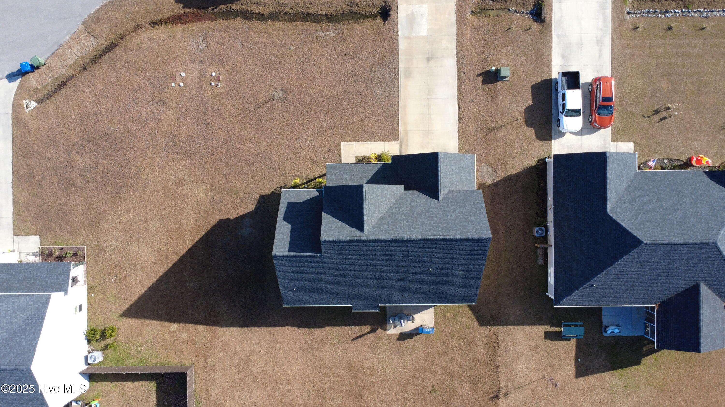 100545238 | Photo 38