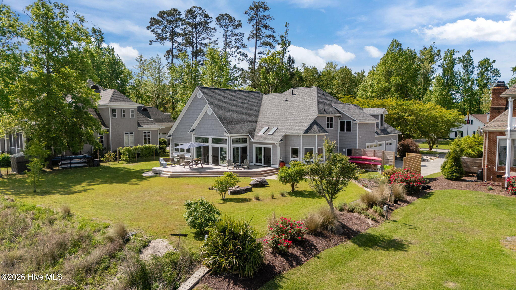 Beautifully Landscaped Yard