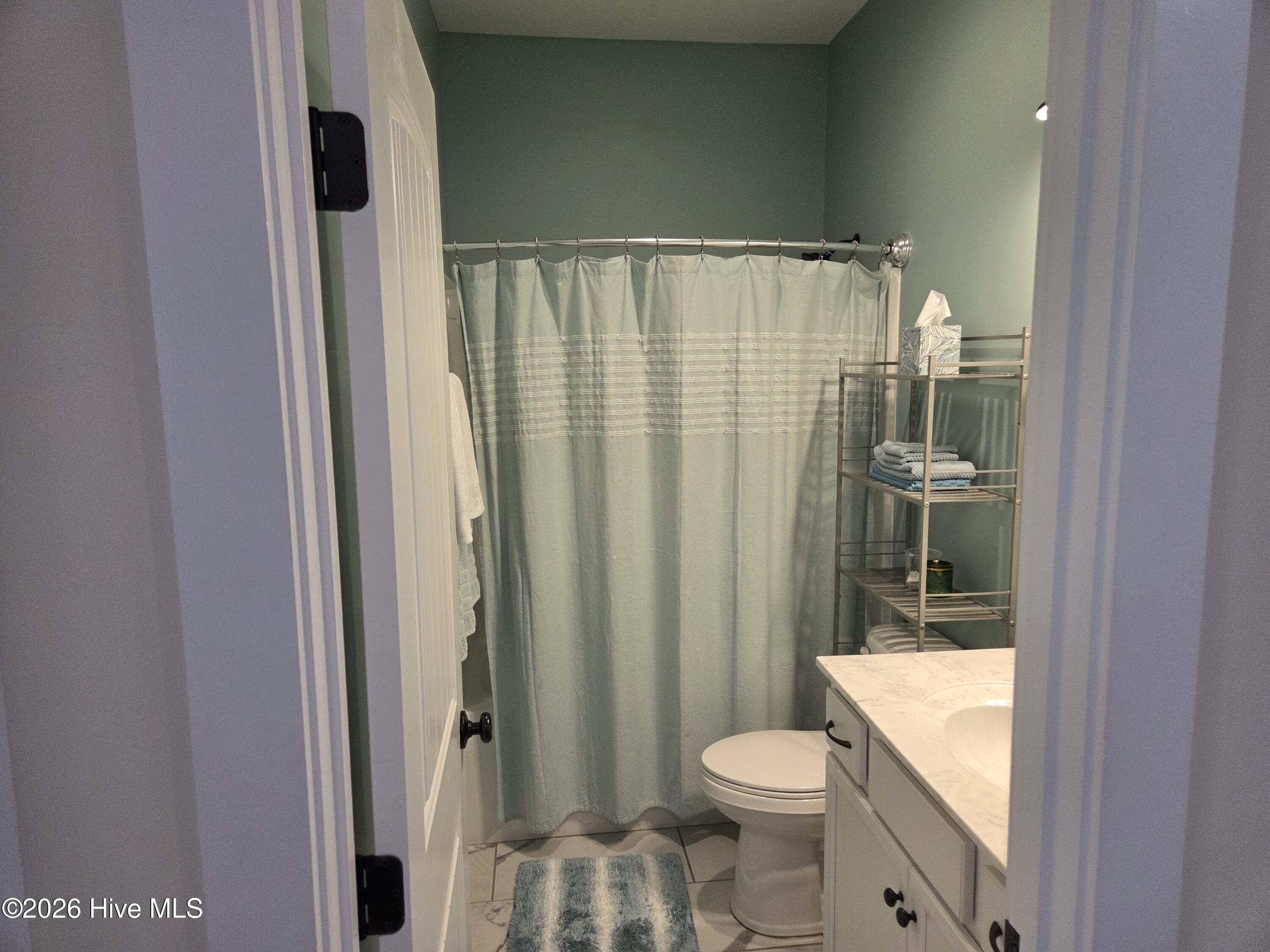 100565056 | Photo 14