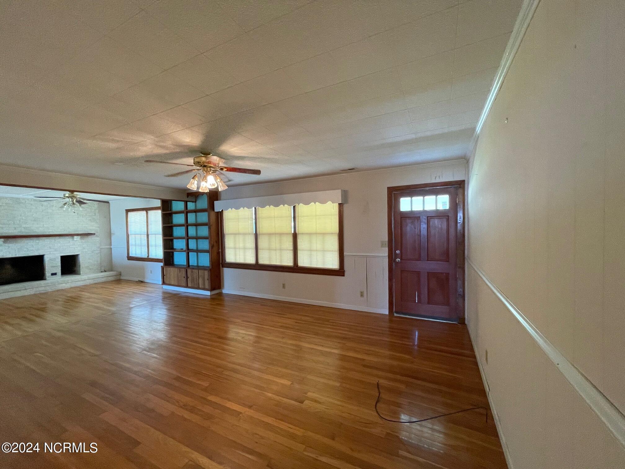 2604 Cedar Island Road,Cedar Island