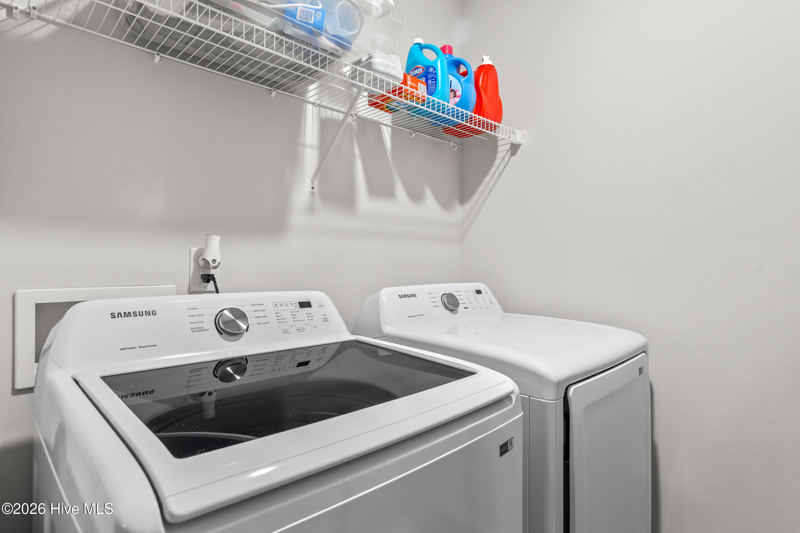 100549740 | Photo 33