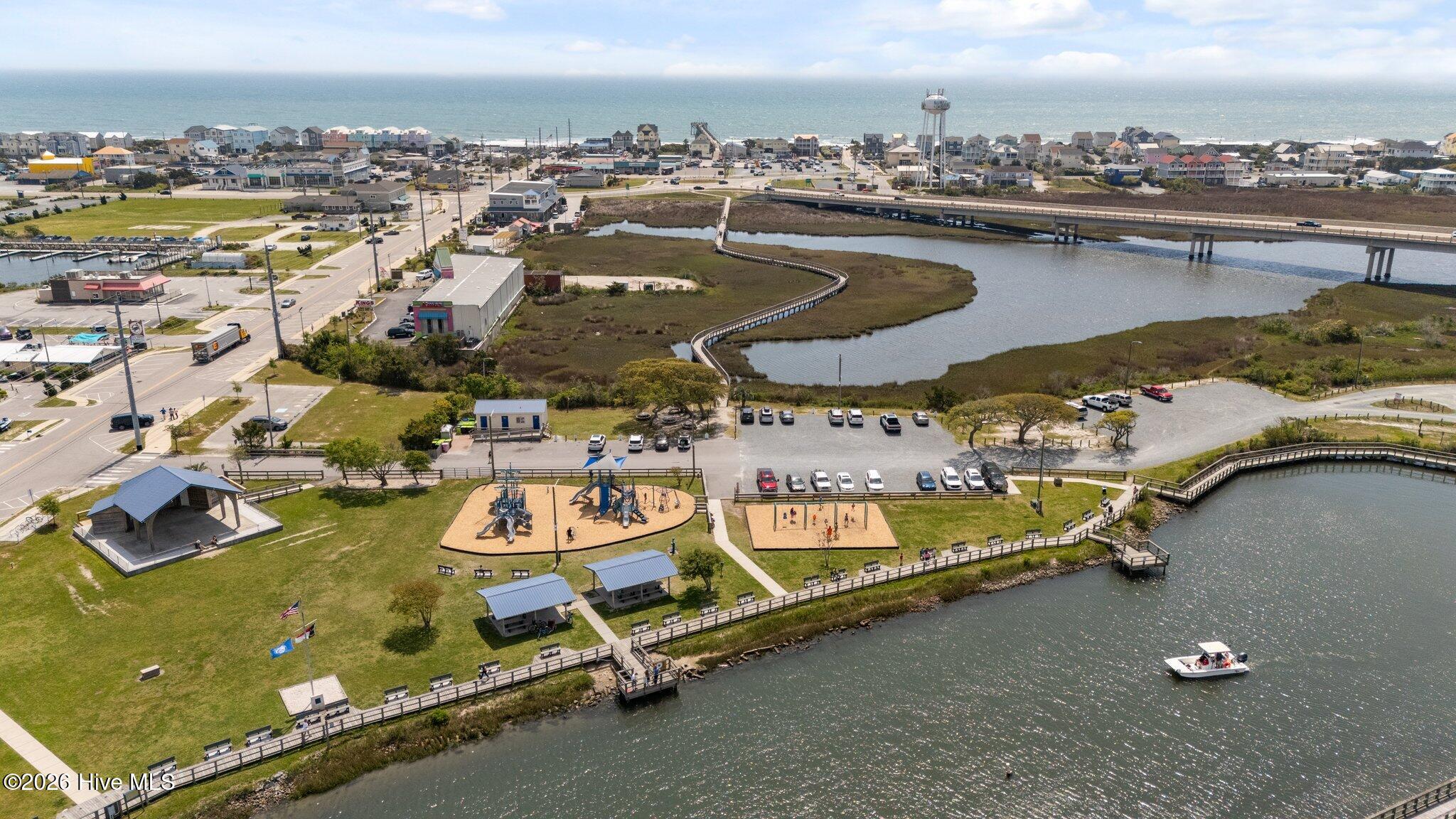 100555979 | Photo 81