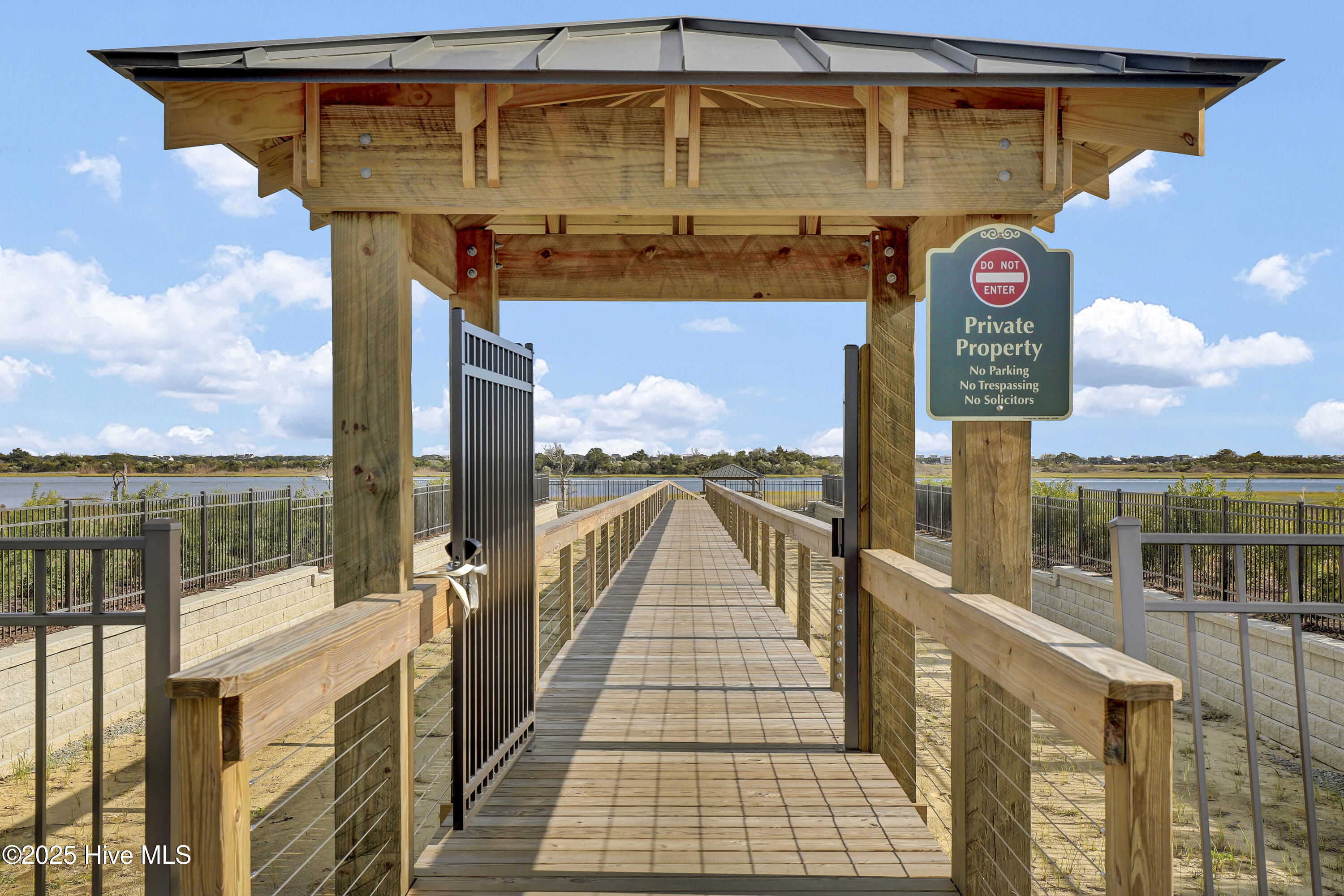 100539864 | Photo 26