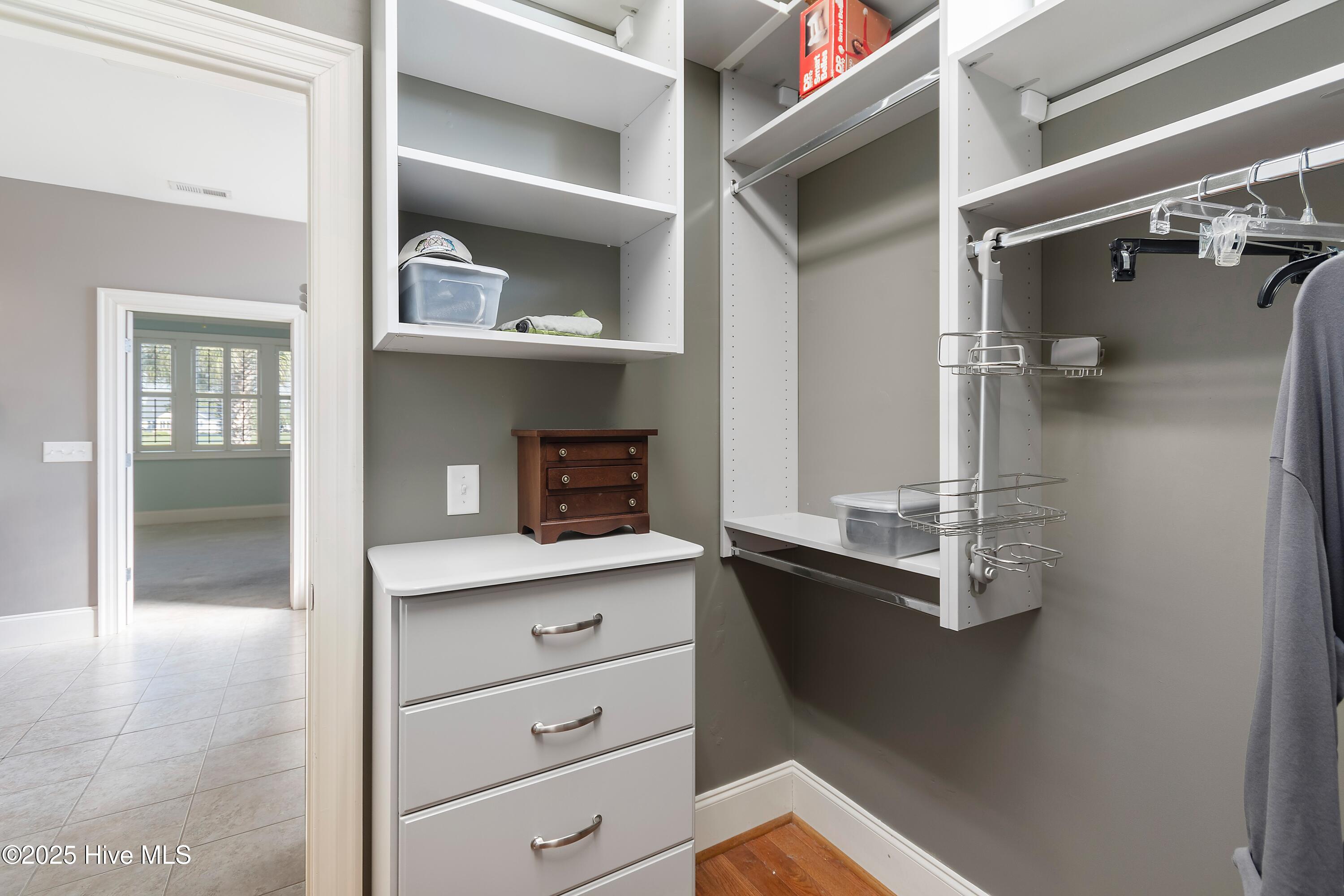 100504697 | Photo 39