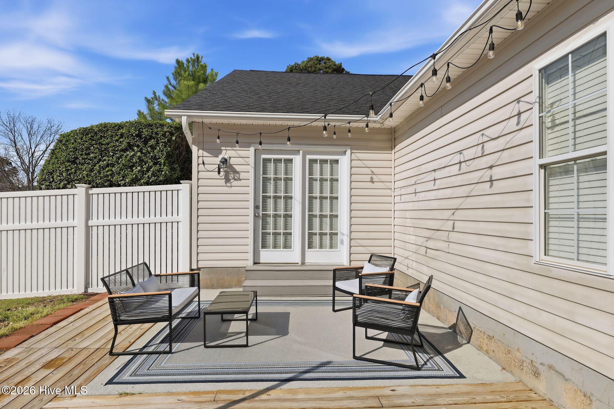 100559999 | Photo 39