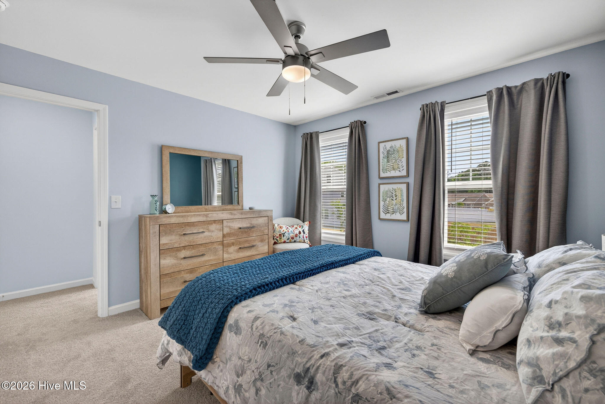 100569620 | Photo 34