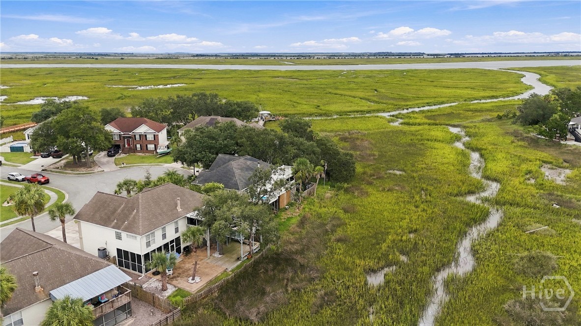 Photo 3 of Single family home for sale at 41 Runabout Ln, Savannah, GA 31410 | MLS# SA365118 | Listing updated on 2026-10-10