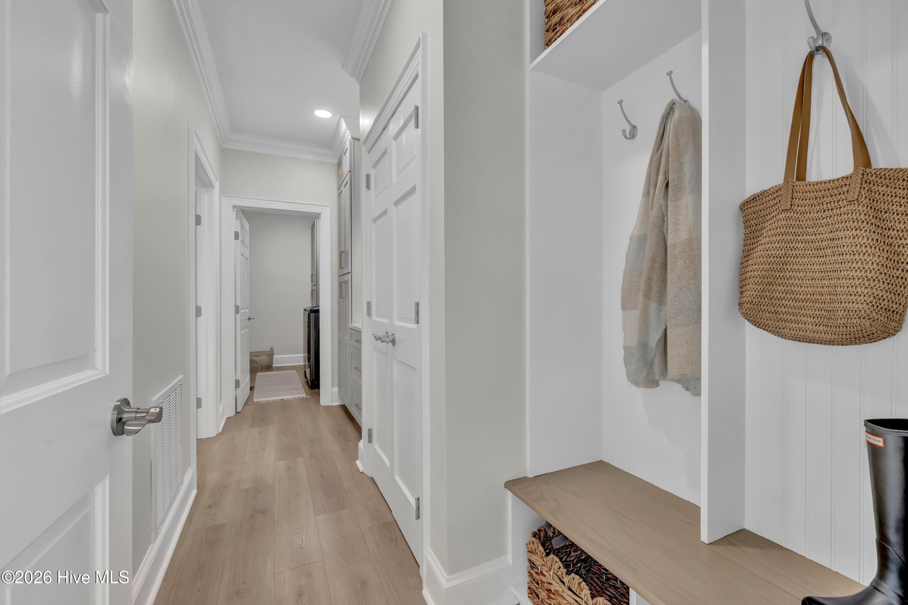 100552340 | Photo 47