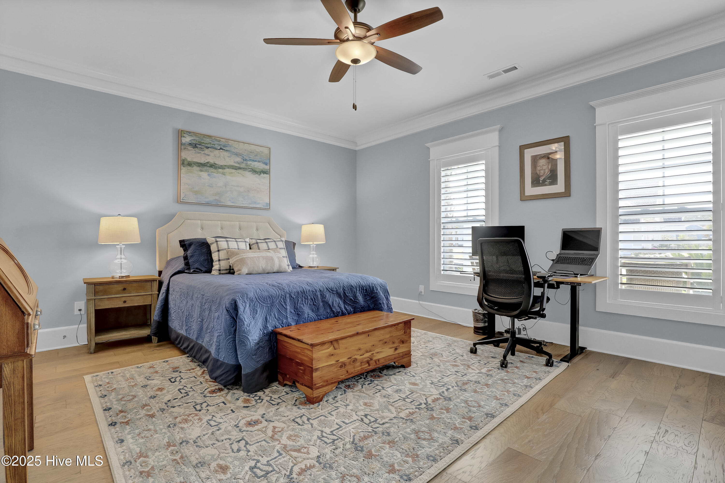 100557046 | Photo 23