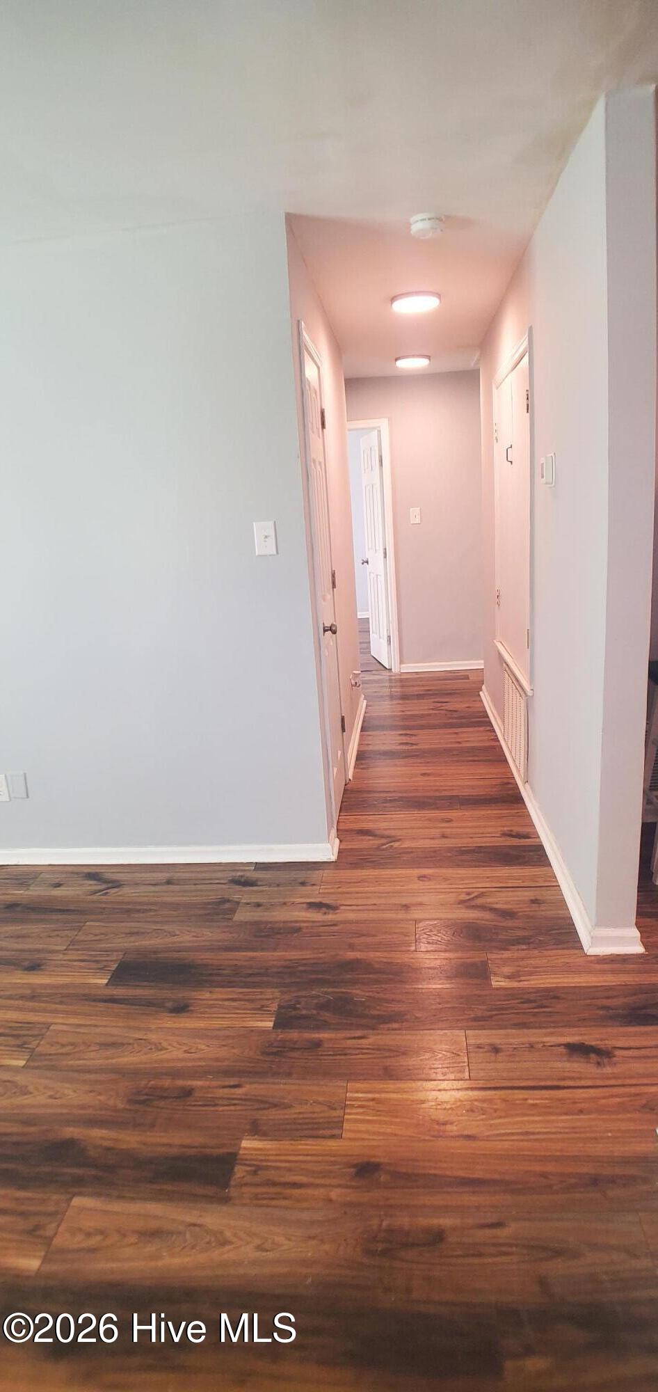 100564401 | Photo 13