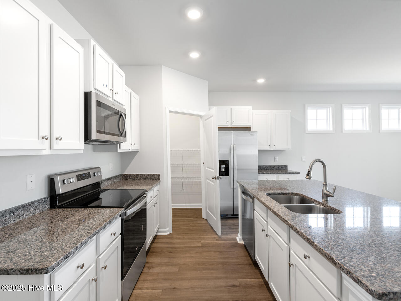 1116 Indigo Bunting Drive Lot 53, Leland, NC 28451 – photo 6: 3- Similar to