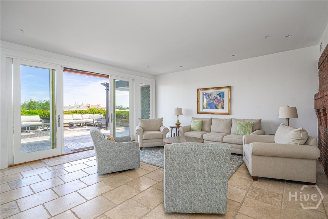 Unit C - Penthouse Rooftop