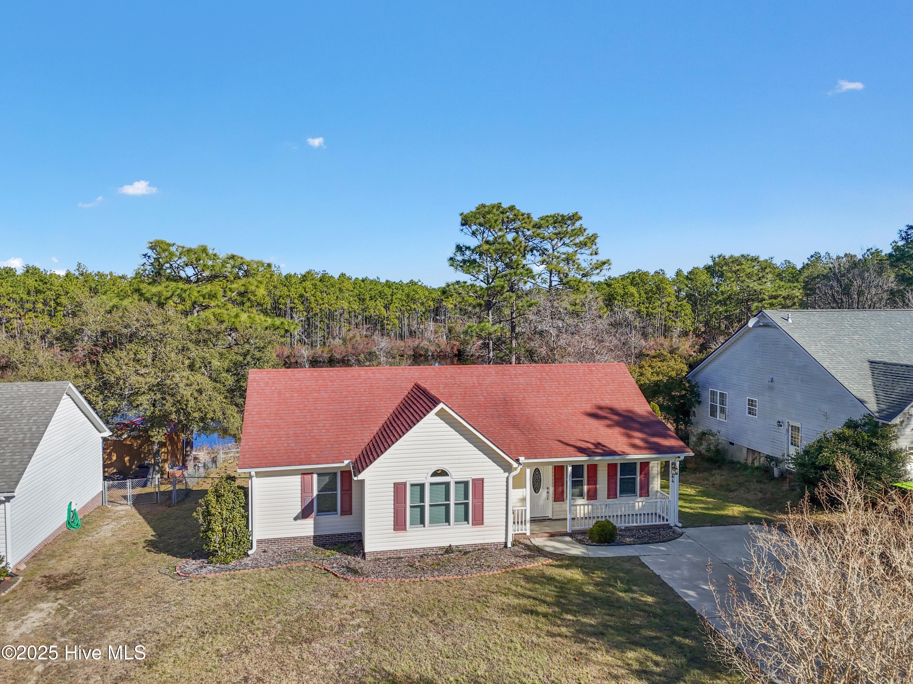 100546463 | Photo 43