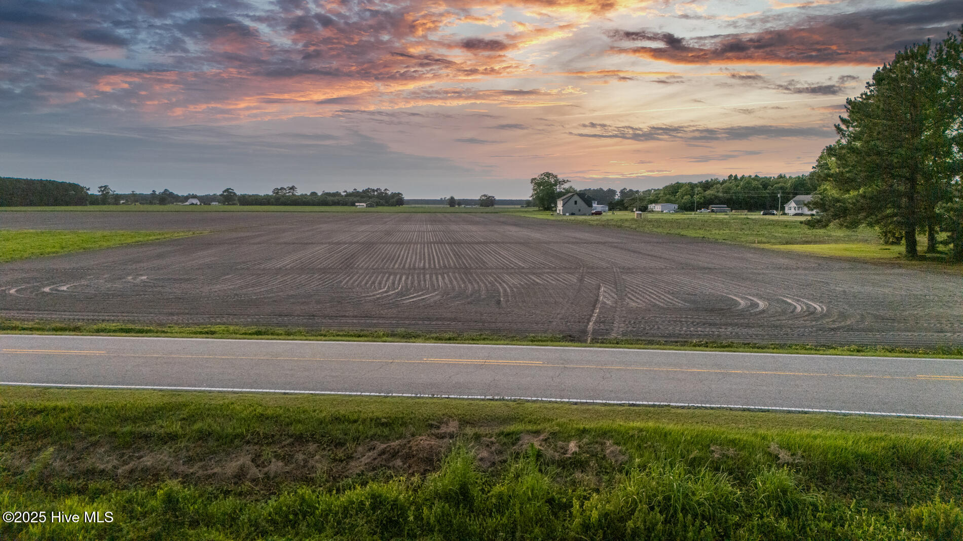 Homes for sale in Elizabeth City, NC | 1143 Turnpike Rd, Elizabeth City, NC 27909 | MLS# 100544018