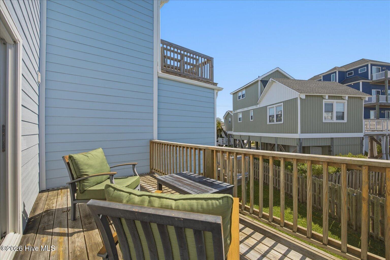 100570154 | Photo 54