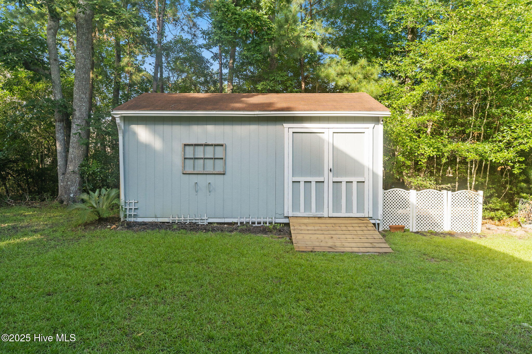 100521115 | Photo 60