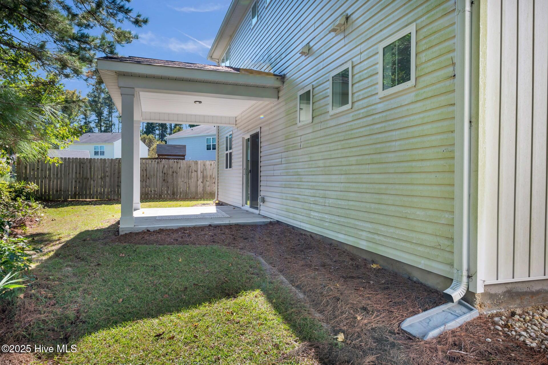 100537443 | Photo 28