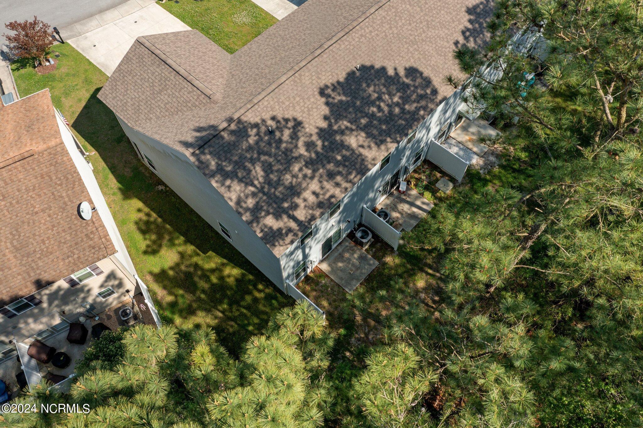 100567210 | Photo 18