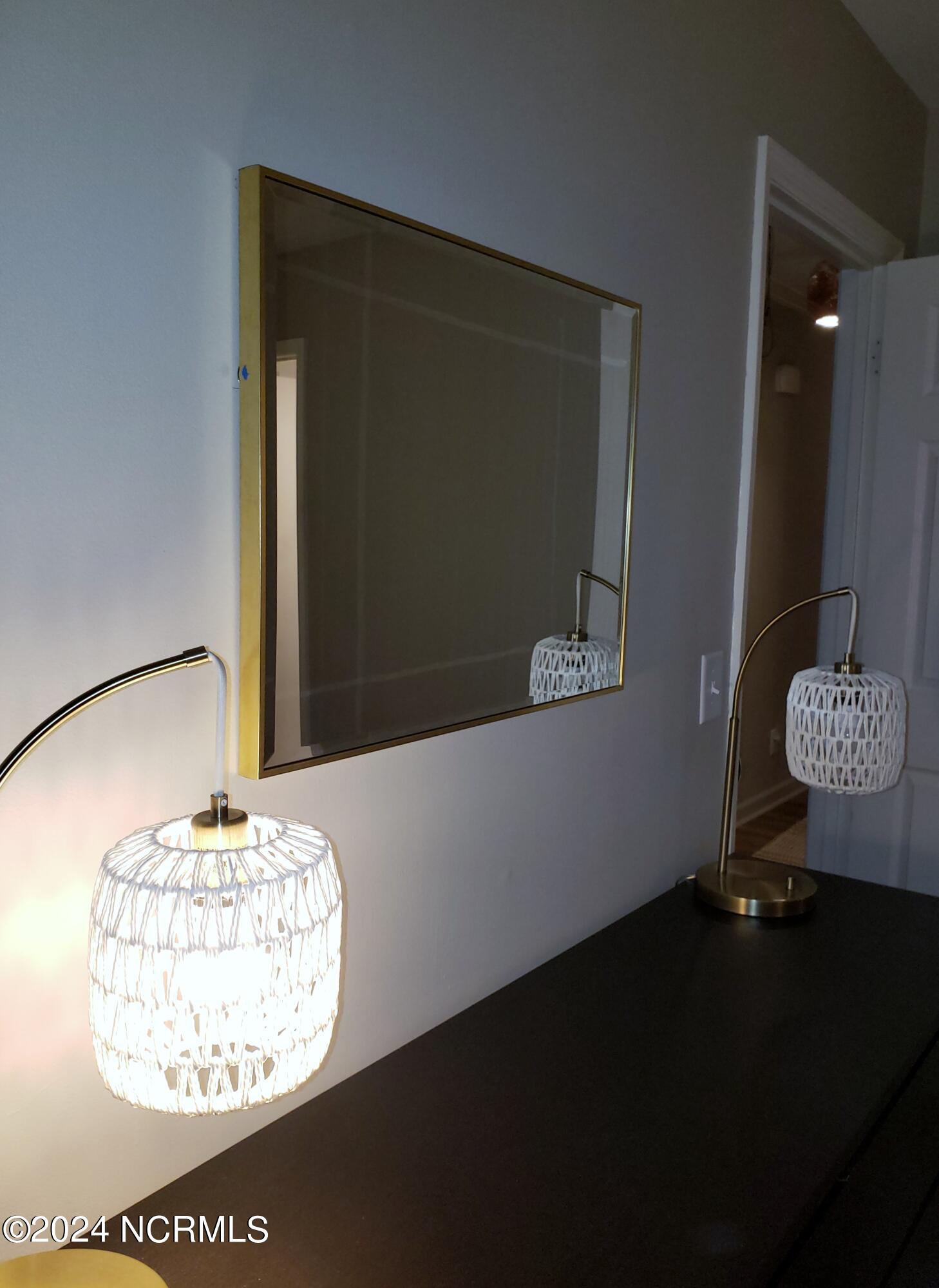 100551642 | Photo 22