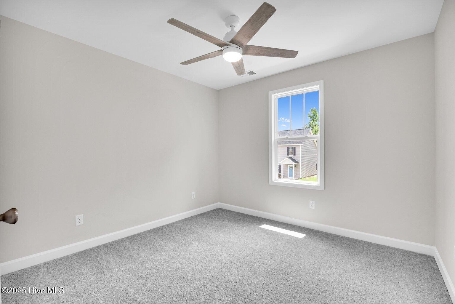 100510662 | Photo 19