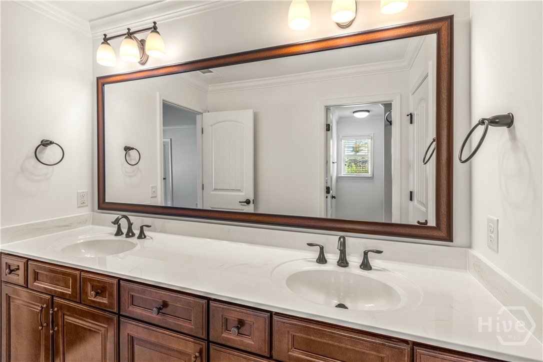 Upstairs Bath 2