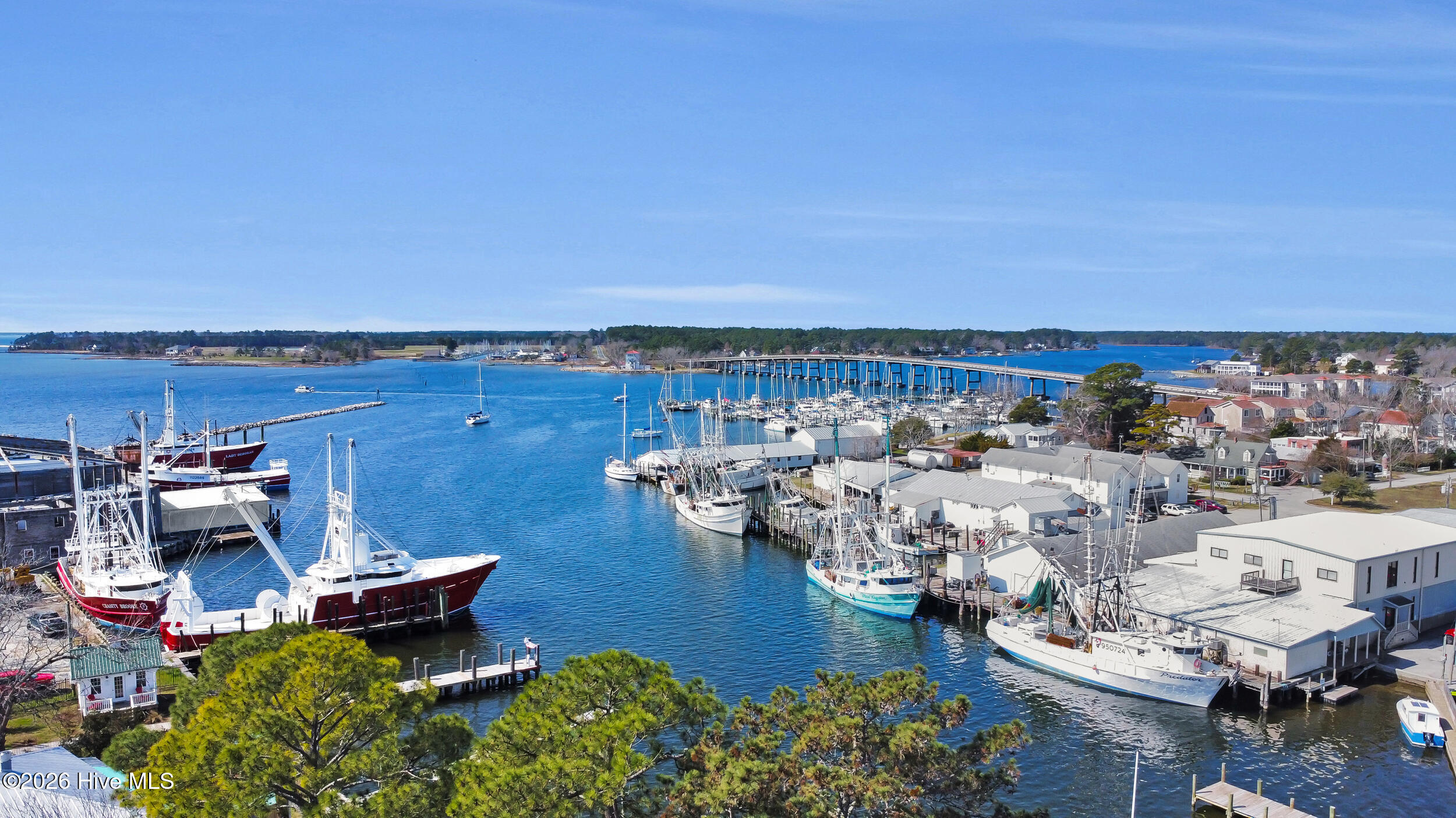 61 Spinnaker Point Road N, Oriental, NC, 28571