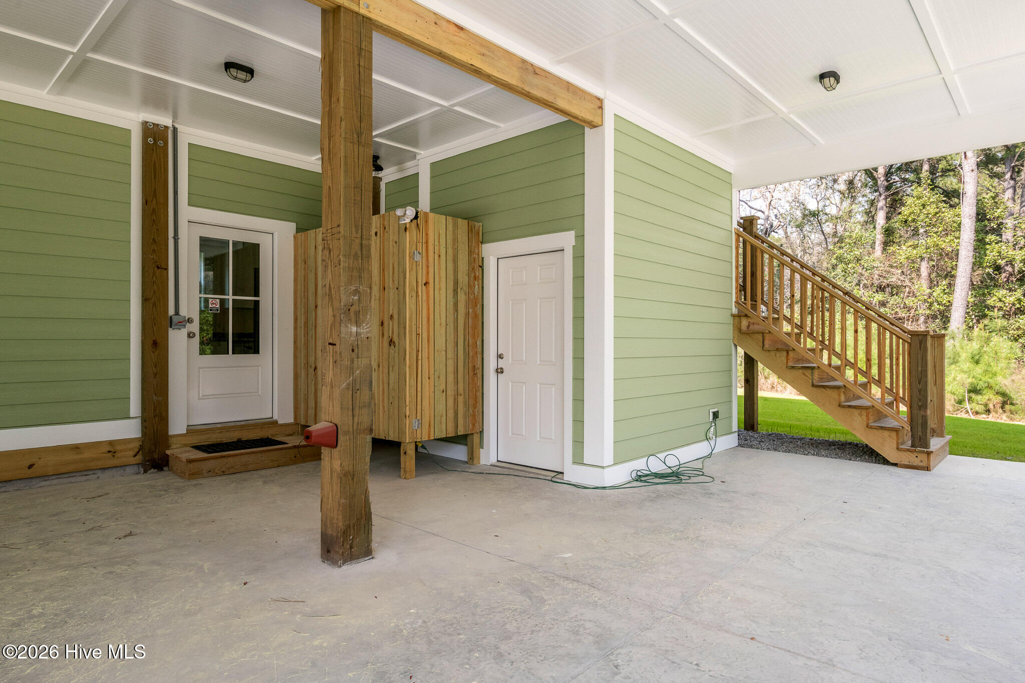 100517039 | Photo 50