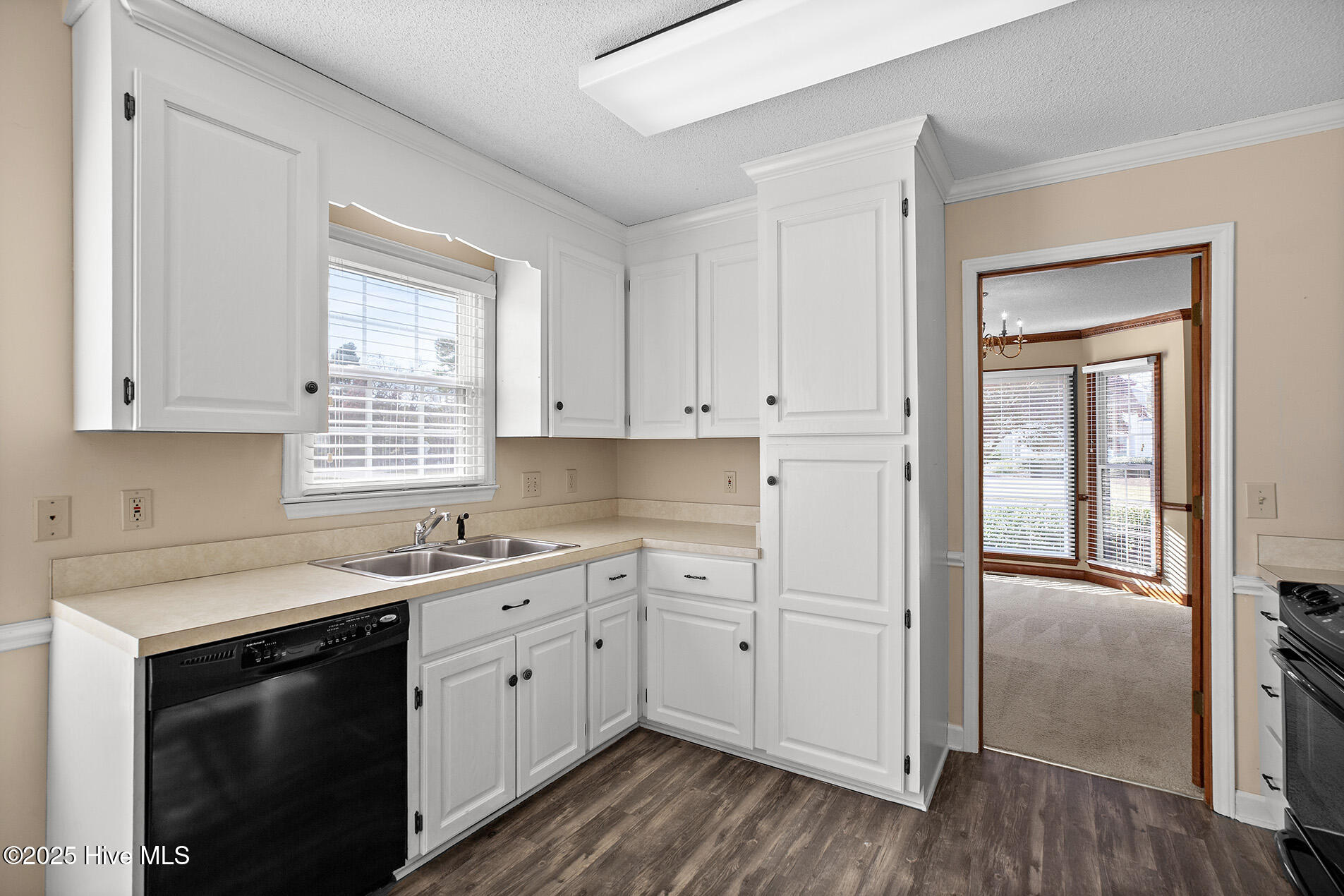 100541648 | Photo 12